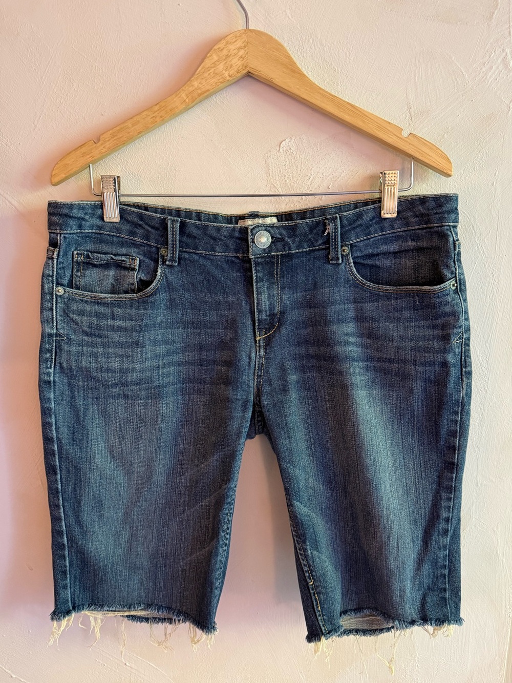 Aeropostale | Cutoff Denim Bermuda Shorts Women’s| Dark Wash Raw Hem | Y2K